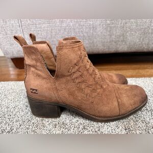 Billabong “Cutting Loose” Brown Suede Ankle Boots - Women’s size 10